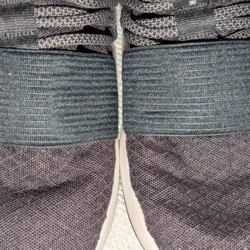 Under‎ Armour Black Athletic Shoes with Midfoot Strap